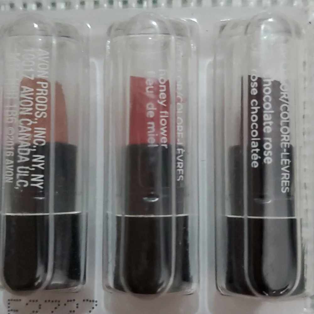 Avon True Color Ultra Hydrating Lip Color Samples #F2727